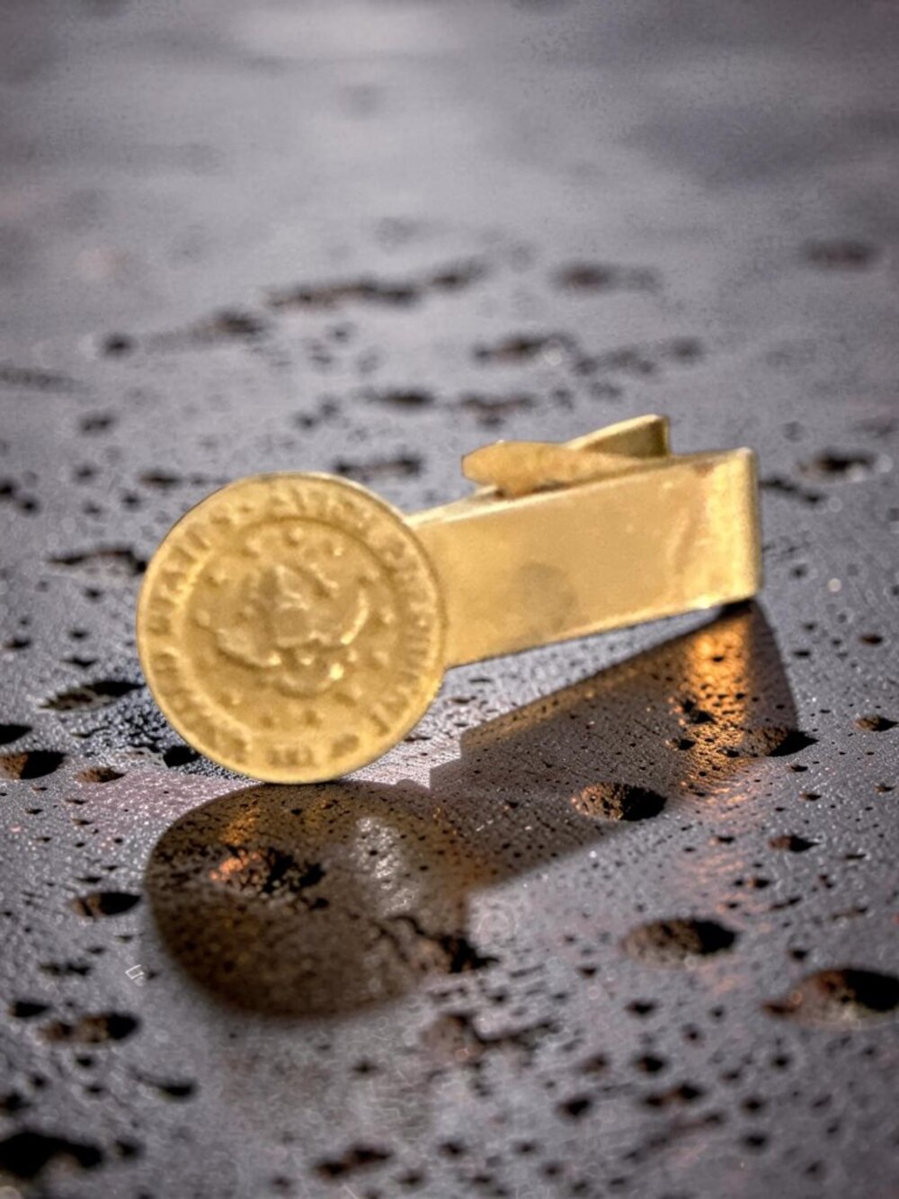 Vintage Official Vice President Seal Gold Tie Bar Clip Robbins Co Attleboro MA